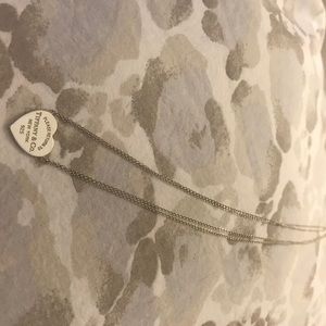 Return to Tiffany heart necklace.